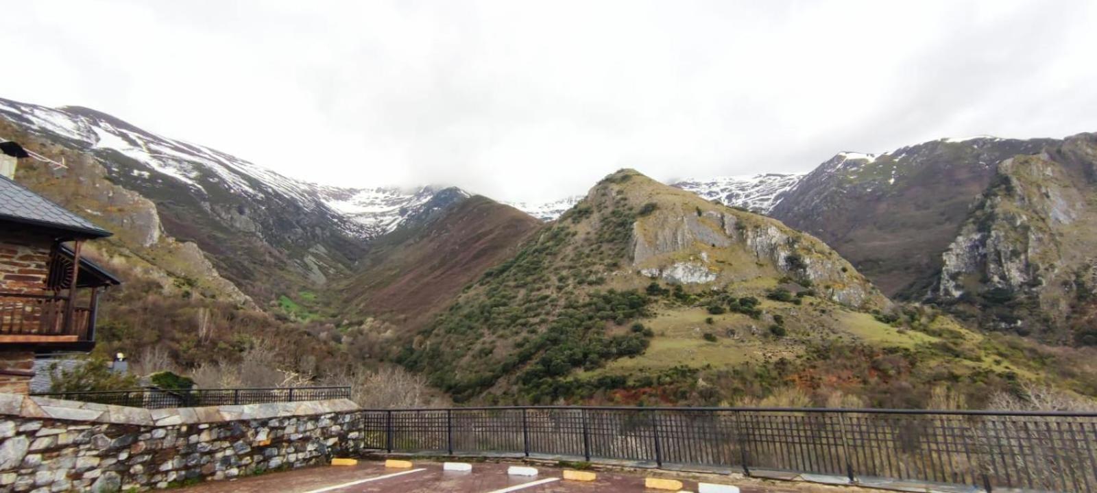 ポンフェラダEl Mirador Del Rosalアパートメント エクステリア 写真
